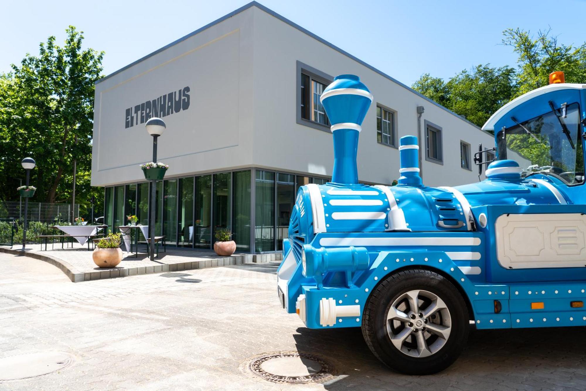 Hotel Medigreif Elternhaus Setheweg Gmbh Ostseebad Heringsdorf Exterior foto